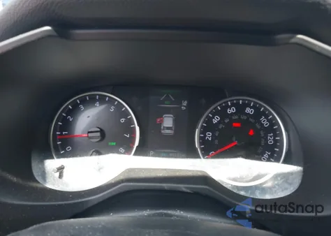 2021 Toyota Rav4 Xle Premium from USA, damaged, VIN 2T3A1RFV6MW204585